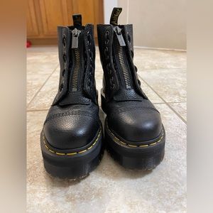 Dr Martens Sinclair boot - sz 9